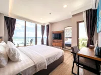 Triton Prestige Seaview and Spa