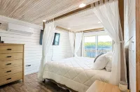 Cozy 2-bedroom house in charming Hart with AC - 4-Star