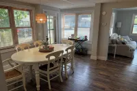 Sullivan Summer House - walk to downtown + beach