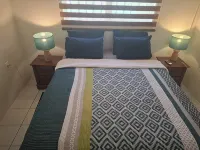Tropical palm resort is a nice quiet and safe place to stay with friends or fam - 2-نجوم