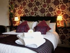The Bell - Restaurant with Rooms