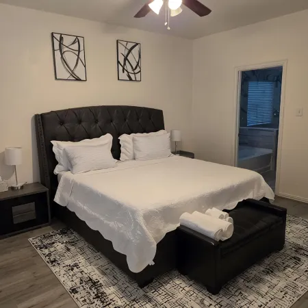 Charming 4-bedroom house with AC and WiFi in tranquil Cypress