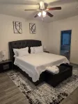 Charming 4-bedroom house with AC and WiFi in tranquil Cypress - Wi-Fi