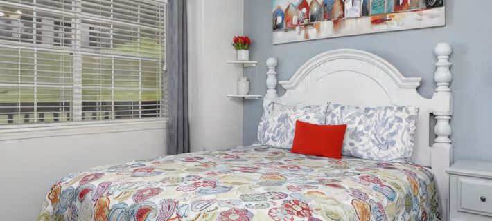 Charming 2-bedroom Penthouse condo with AC, WiFi in lovely BransonMo Hotéis em Stone County