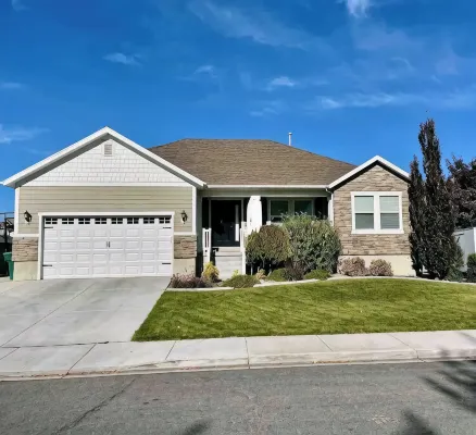6 Bedroom Rambler Near UVU, BYU, & Golf Course - 4 étoiles
