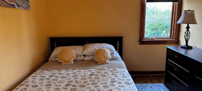 Charming Cape Cod house in Dennis Massachusetts. Pets Friendly! Hotels in Dennis