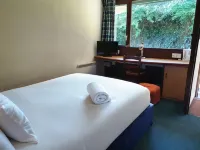 The Crossway Hotel, Coventry South, Part of the AG Collection - vasca da bagno