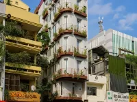 Nexus Nguyen Binh Khiem Hotels near GEM Centre