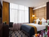 Montcalm Piccadilly Townhouse, London West End Hotels near Savile Row