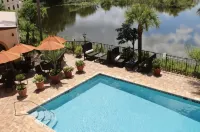 Inn on the Lakes - Kolam Renang