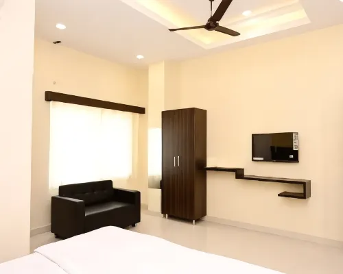 Hotel Satya Inn Hoteles en Distrito de Kurnool