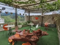 Smurf Inn Homestay Hotels near KFC Restaurant