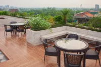 Casa Reina Apartments Gulberg III (Apt 105) - Condos
