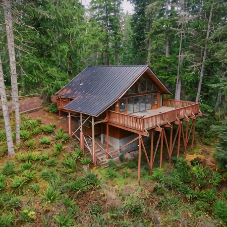 A-Frame Chalet Near Mount Rainier, Sauna, Sleeps 12
