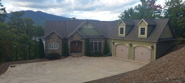 Awe Inspiring Views! Custom Lake Front Home on Beautiful Lake James! Hôtels à&nbsp;: Comte de McDowell