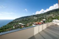 Sea View, Luxury, Comfort, Privacy, Free Wifi and Heated Pool - Biệt thự