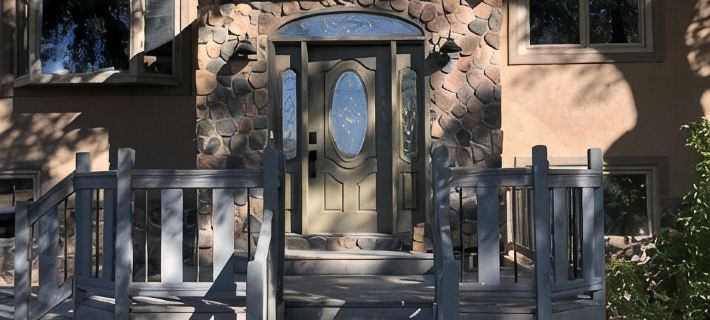 Private North Platte River Estate on 35 Acres with Exclusive River Access. Hotels in Natrona County