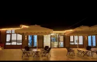 Langmusi Xianglong Home Homestay - New