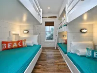 Tall Cotton - Steps to the Beach, Gulf Views, 5Br Luxury Home on 30A - 5 tähden