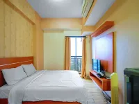 RedLiving Apartemen Tamansari Panoramic - Rasya Room
