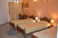 Wood Side Tour Inn - Guest houses