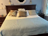 Castle in The Sky ! Beautifully Renovated Victorian one Block from Main St. Hotels in Nyack