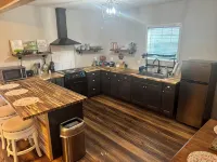 Newly renovated, conveniently located between Nashville and Chattanooga - 3-Star