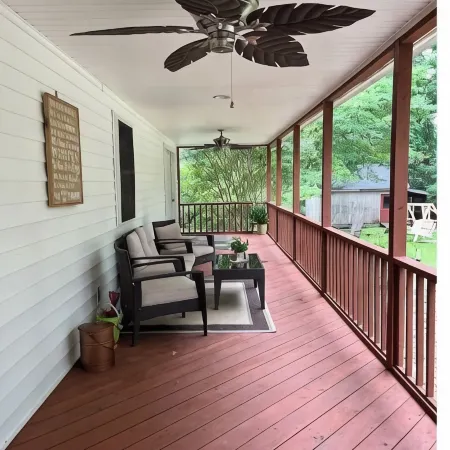 Cozy, Clean, and Comfortable 3 Bedroom/ 2.5 Bath Home in Sneads Ferry,
