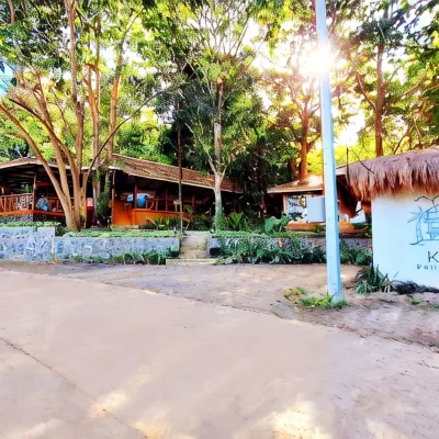 Kawai Duli Bungalows Отели рядом с достопримечательностью «Пляж Накпан»