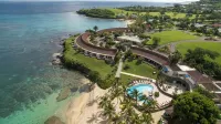 The Buccaneer Beach & Golf Resort - parking
