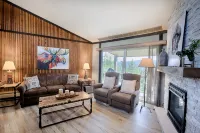 2 BR Updated Condo-Mountain View! Excellent location, views & value! - Mountain view