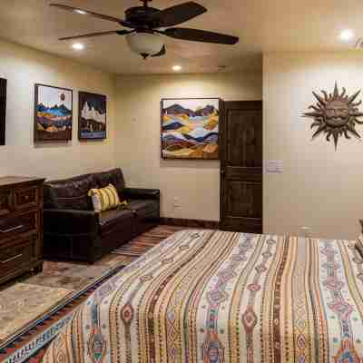 Incredible Southwestern Arizona Home Rooms