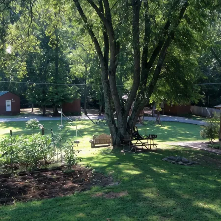 Creekside Cabins - Mountain Laurel