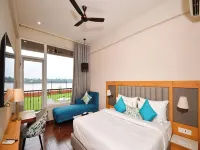 Hotel Aviral Ganga Hotels near Ramnagar Fort