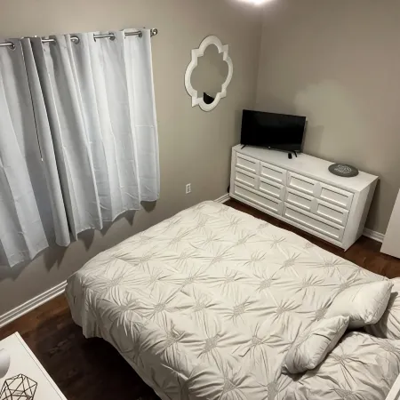 Cozy 2-Bedroom Home Near McPherson College/Park with Huge Yard- No Cleaning Fees