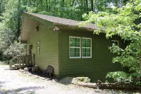 Mountain Resort Cabin with Outdoor Gas Firepit, and Mountain Stream!