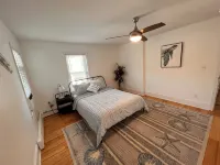<br>Danvers spacious apt near Salem historic witch town Mall / Hospital - Wifi