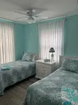 Steps to Beautiful Brigantine Beach. 1st. Floor Unit with Private Porch. - 부티크