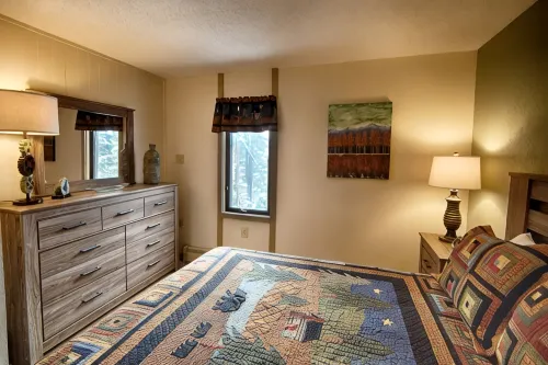 2 BR Updated Condo-Mountain View! Excellent location, views & value! - Mountain view