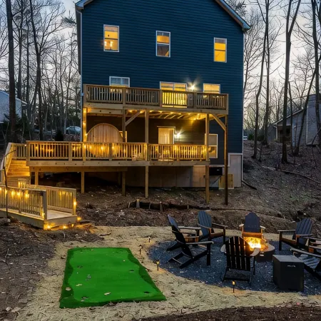 Modern Family Luxury, 6br, 5 bath, WOW factor! Sauna, Hot Tub, Game rms FirePit!