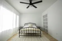 *THE BLACK SHEEP* - Modern, Unique & Clean - BY MSU - Homestays