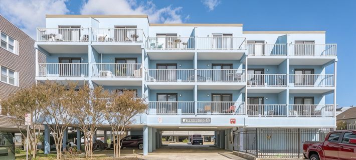 Newly Renovated Condo! Ocean View, Steps to beach, pool, private balcony,A/C Ξενοδοχεία στην πόλη Worcester County