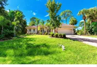 Beautiful home located near Warm Mineral Springs. - พร้อมWifi