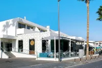 Melpo Antia Hotel & Suites - Wi-Fi