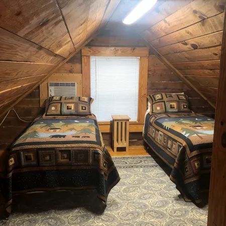 Family cabin with whirlpool tub (cabin #2)