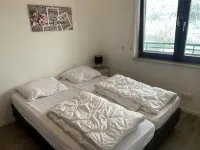 Modern apartment, right on a lake in Winterberg-Niedersfeld - Apartments