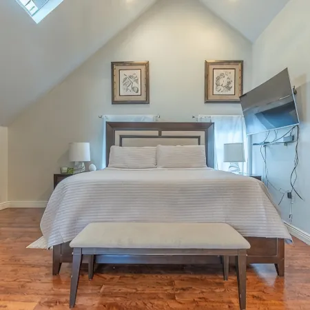 Beautiful cozy loft in Montclair, NJ