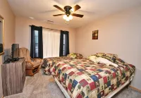 The Great Escape - 3 bedroom/3 bath condo at Emerald Bay on Table Rock Lake - 3-stjärniga