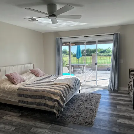 Remodeled 3 Bedroom House in Mesa w/Heated Pool and Golf Course Views