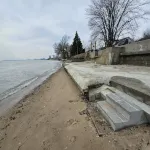Paradise found in this charming 2-bedroom house on Lake Erie Waterfront - 3 estrellas